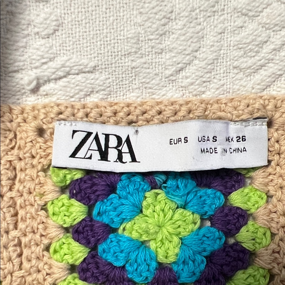 Zara Multicolor Crochet Top - Picture 2 of 3